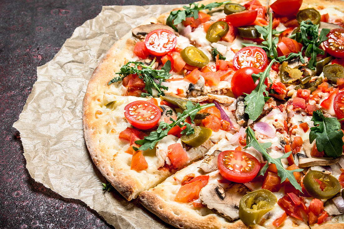 Pizza low carb: come prepararla con una base pronta